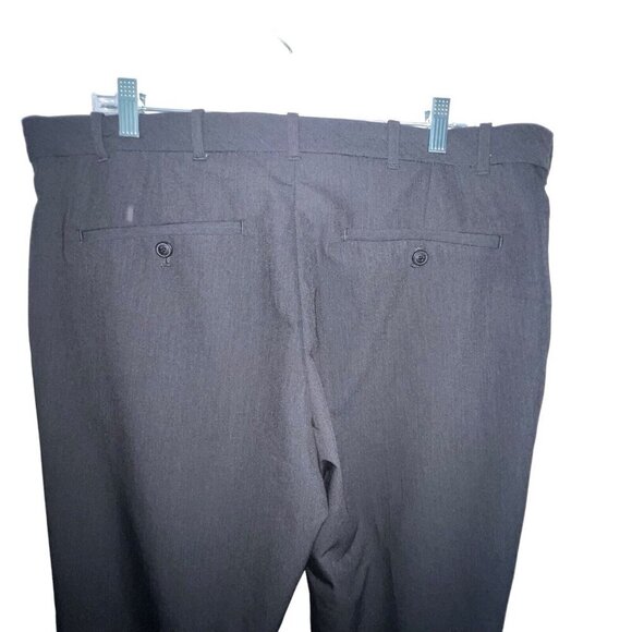 Van Heusen Dress Pants Mens Size 38x32 Straight Leg Charcoal Gray Flex Trousers - Picture 4 of 12